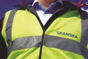 Skanska worker